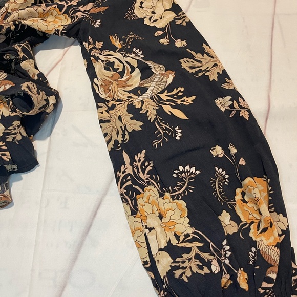 Spell Rosa Wrap Blouse - Picture 6 of 9